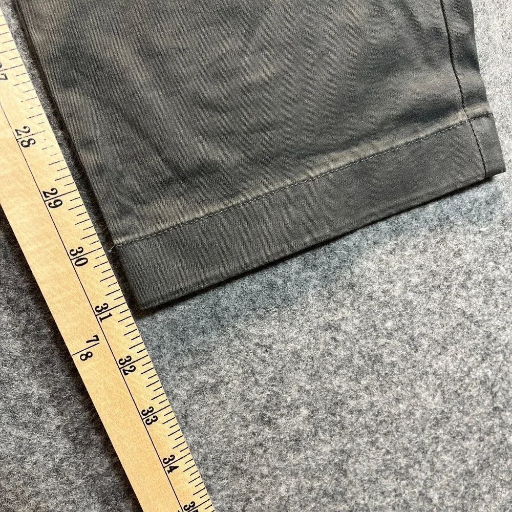 Vineyard Vines Pants Men's Size 30x32 Breaker Pant Straight Leg Gray Chino Pants - Picture 7 of 15